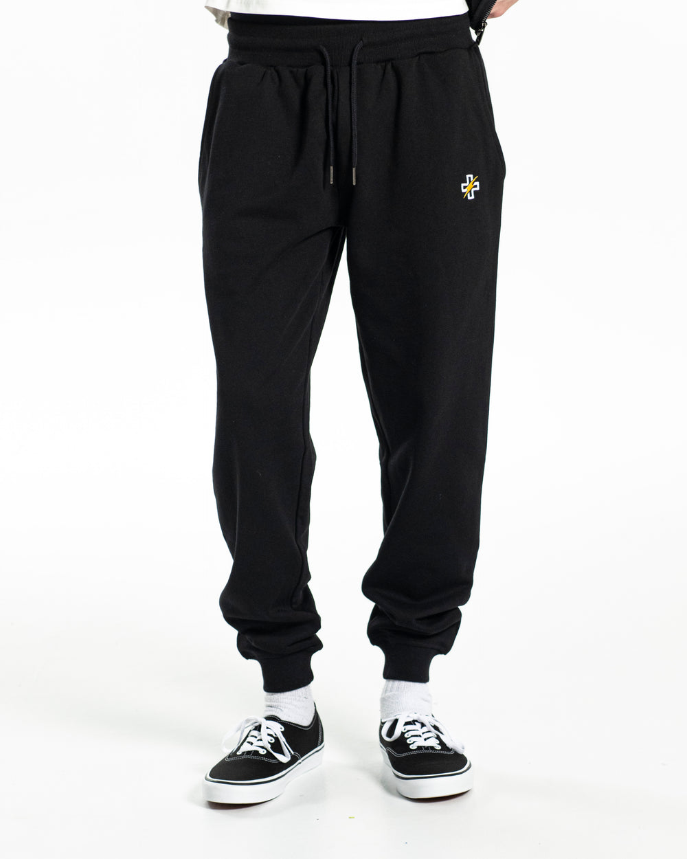 PSTVNRG Jogger in black, half body view